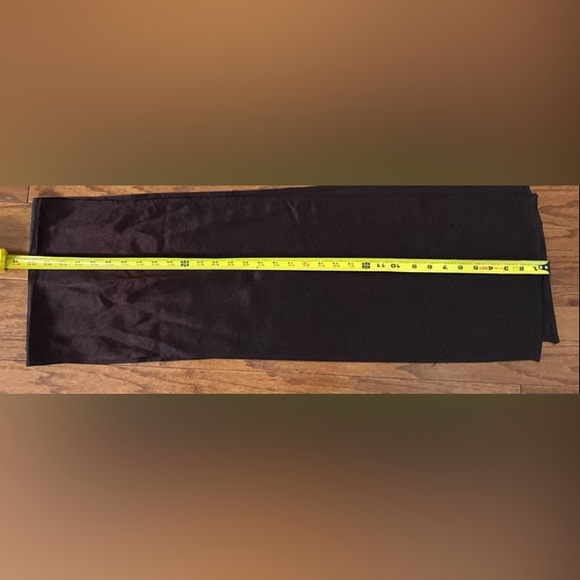 Christie of CA rayon brown scarf- one size - Picture 8 of 10